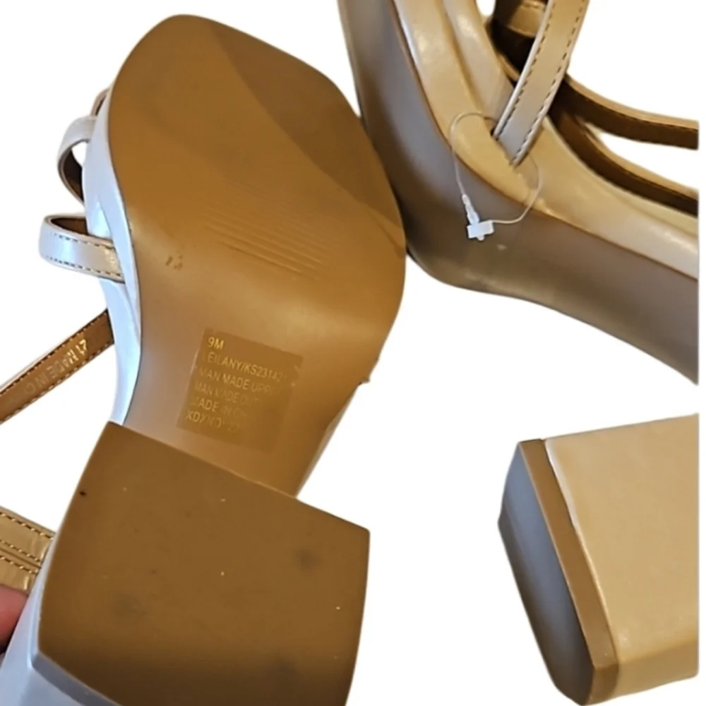 NEW! KENSIE Leilany Strappy Vegan Leather Platform Sandals 9.